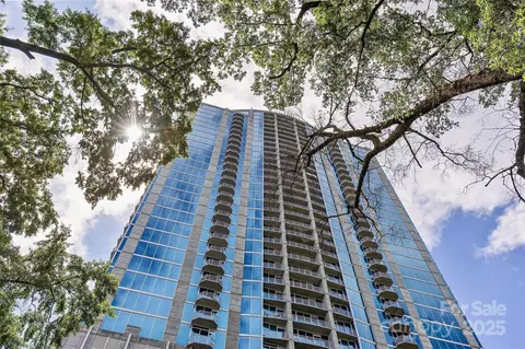210 N Church 2910 St #2910, Charlotte, NC 28202