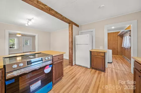 35 Amethyst St, Spruce Pine, NC 28777 photo 13
