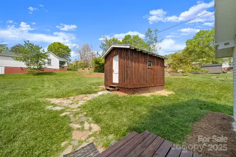 35 Amethyst St, Spruce Pine, NC 28777 photo 24