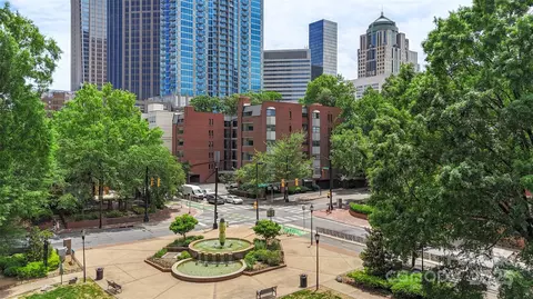 224 N Poplar 24 St #24, Charlotte, NC 28202
