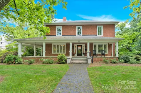 634 E Center Ave, Mooresville, NC 28115