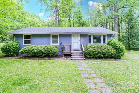 15 Pope Rd, Brevard, NC 28712