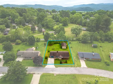 128 Allison Rd, Brevard, NC 28712 photo 6