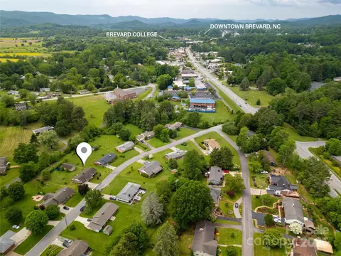 128 Allison Rd, Brevard, NC 28712 photo 7