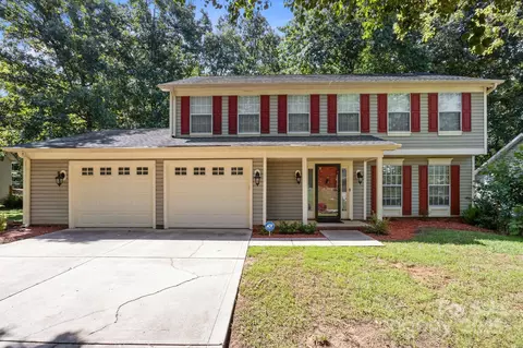 10327 Shelter Rock Ct, Charlotte, NC 28214