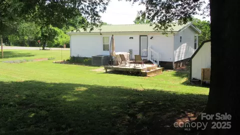 338 Hickory Grove Rd, Harmony, NC 28634 photo 29