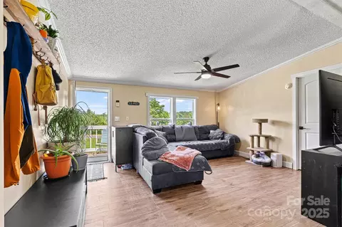 338 Hickory Grove Rd, Harmony, NC 28634 photo 6