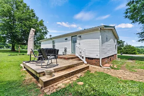 338 Hickory Grove Rd, Harmony, NC 28634 photo 21