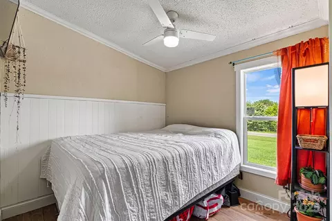 338 Hickory Grove Rd, Harmony, NC 28634 photo 17