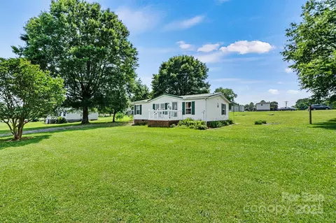 338 Hickory Grove Rd, Harmony, NC 28634 photo 38