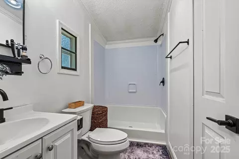 338 Hickory Grove Rd, Harmony, NC 28634 photo 16