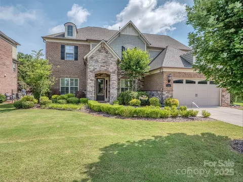 114 Reserve Ln, Fort Mill, SC 29707