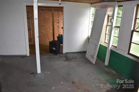 Other - 118 Fourth C St, Marion, NC 28752 photo 11 of 14