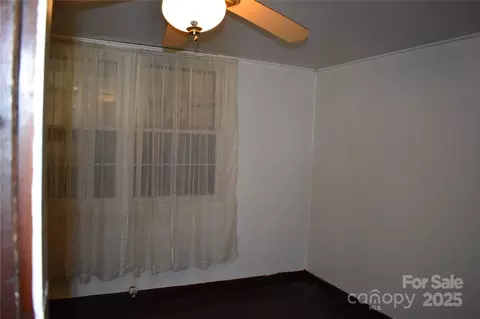 Bedroom - 118 Fourth C St, Marion, NC 28752 photo 1 of 9