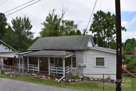 118 Fourth C St, Marion, NC 28752
