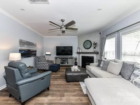 Living - 10800 Alabaster Dr, Davidson, NC 28036 photo 1 of 2