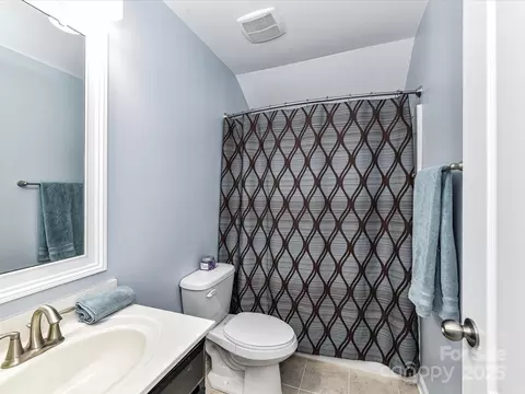 Bath - 10800 Alabaster Dr, Davidson, NC 28036 photo 8 of 8