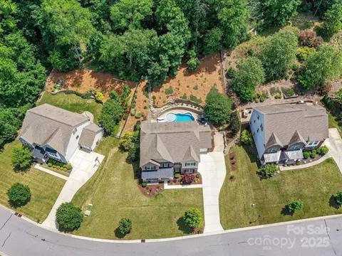 View/Area - 10800 Alabaster Dr, Davidson, NC 28036 photo 1 of 2