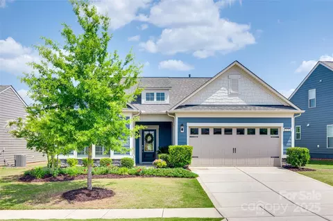 1636 Red Leaf Dr, Fort Mill, SC 29715