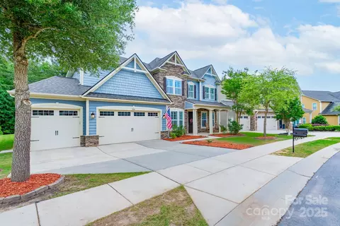 Exterior - 3666 Jacinta Ct, Tega Cay, SC 29708 photo 2 of 9