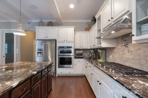 Kitchen - 3666 Jacinta Ct, Tega Cay, SC 29708 photo 3 of 3