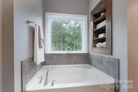 Bath - 3666 Jacinta Ct, Tega Cay, SC 29708 photo 2 of 2
