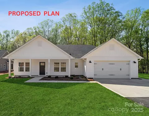 834 Westminster Dr, Statesville, NC 28677