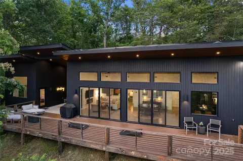 Big Rocky Top Drive, Weaverville, NC 28787