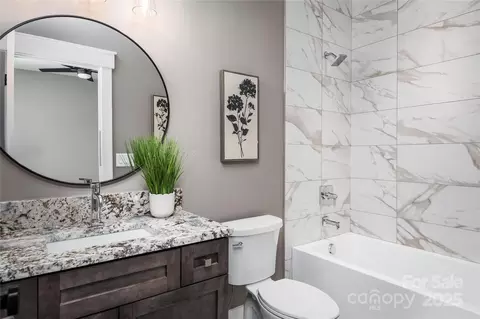 Bath - 7703 Juniper Ln, Denver, NC 28037 photo 7 of 8
