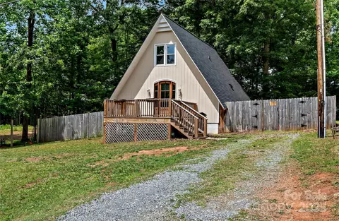 430 Auburndale St, Winston Salem, NC 27104