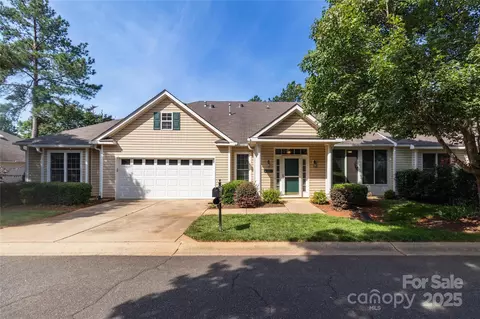 4467 Antelope Ln, Charlotte, NC 28269