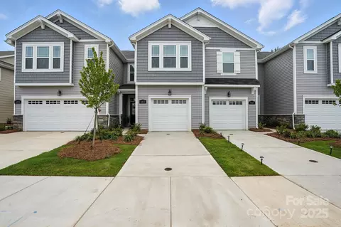 6423 Mallow Crossing Ln, Charlotte, NC 28213