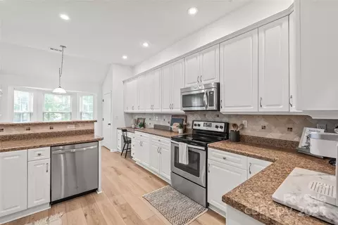 936 Knightsbridge Rd, Fort Mill, SC 29708 photo 16