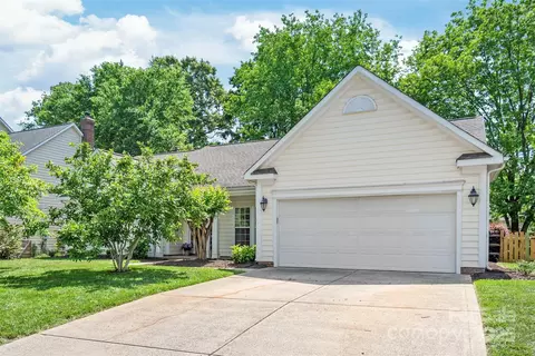 936 Knightsbridge Rd, Fort Mill, SC 29708 photo 4