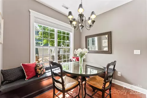 Dining - 314 Center Dr, Davidson, NC 28036 photo 1 of 2
