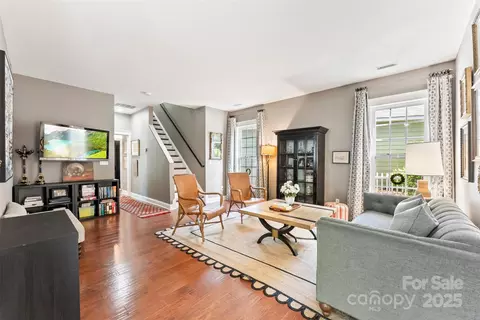 Living - 314 Center Dr, Davidson, NC 28036 photo 2 of 3