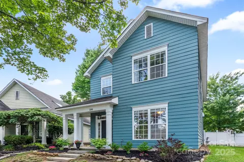 Exterior - 314 Center Dr, Davidson, NC 28036 photo 1 of 5
