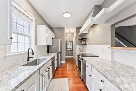 Kitchen - 314 Center Dr, Davidson, NC 28036 photo 1 of 2