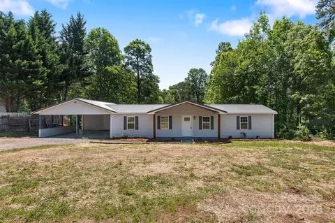 3041 Ironwood Ct, Granite Falls, NC 28630
