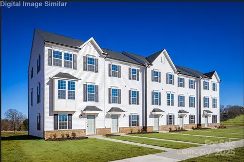 2124 Primm Farms Dr #E, Charlotte, NC 28216