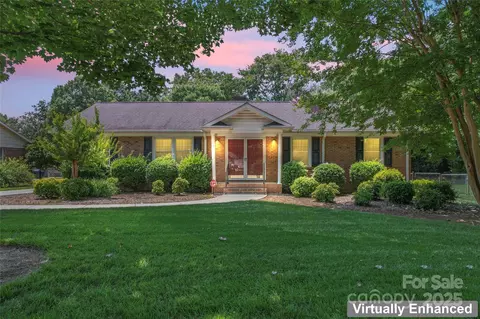 2715 Kennetuck Ct, Charlotte, NC 28273
