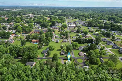 View/Area - 320 E Pine St, Maiden, NC 28650 photo 3 of 5