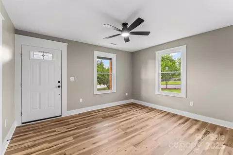 Living - 320 E Pine St, Maiden, NC 28650 photo 2 of 3