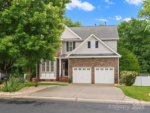 3038 Sterling Ct, Fort Mill, SC 29707