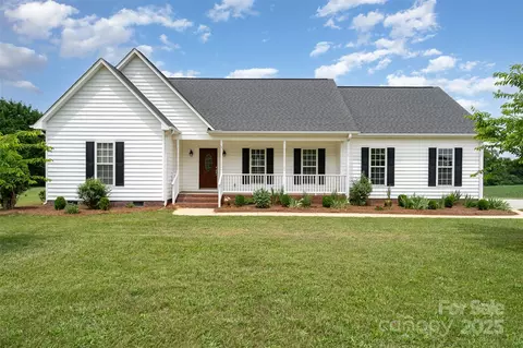 6201 New Hope Church Rd, Marshville, NC 28103