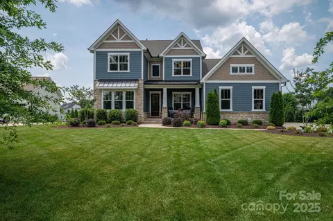 124 Cross Current Ln, Belmont, NC 28012