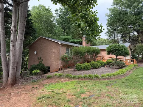 5198 Wright Dr, Hickory, NC 28602 photo 3