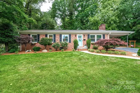 1571 10th Street Nw Pl NW, Hickory, NC 28601