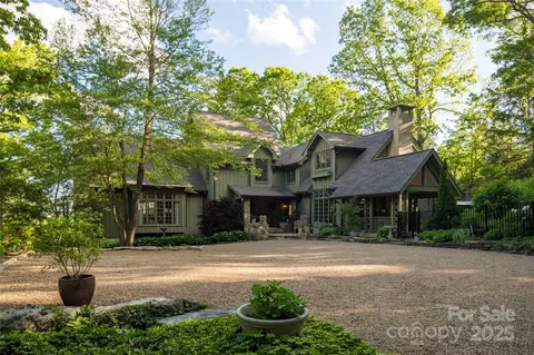 362 Wonderland Trl, Blowing Rock, NC 28605