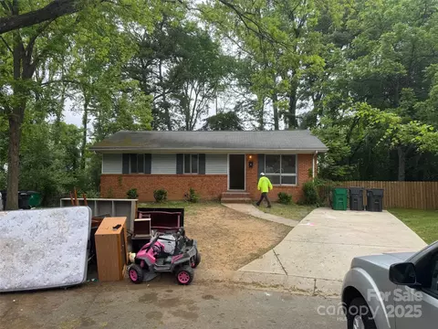 801 Davenport St, Charlotte, NC 28208